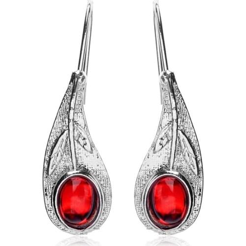 Retro Leaf Water Drop Shape Pendant Earrings Exquisite Red Rhinestone Earrings For Women Wedding Party Accessories Gift