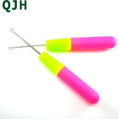 Brand New 2pcs 2 size DIY Hand Tool Handle Crochet Hook Tool Weave Knitting Knit Braid Needle Craft Lock Hair