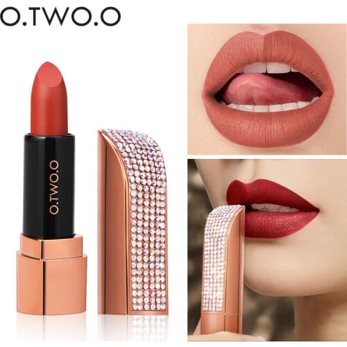 O.TWO.O 12 Colors Matte Moist Lipstick Pigment Lip Make up Waterproof Velvet Sexy Red Nude Woman Lipstick Batom Cosmetics