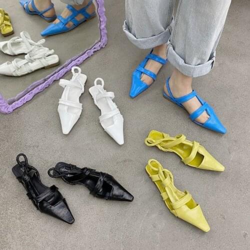 2021 Early Spring New Pointed Sandals European and American All-Matching Vintage Weave Hollow Flat Shoes Comfortable Sandals