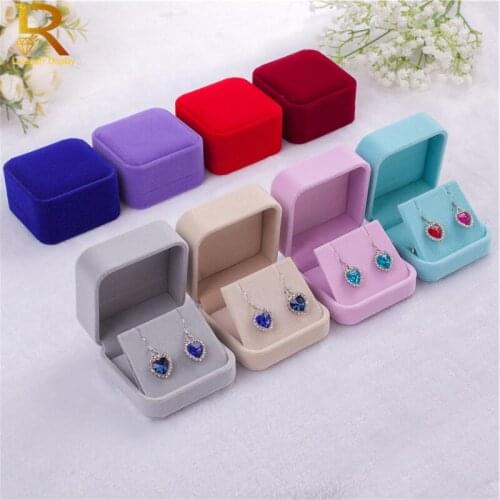 High Quality Flip Cover Jewelry Storage Boxes Earrings Pendant Jewelry Box Velvet Case Earrings Plastic Display Box 7*7*4cm