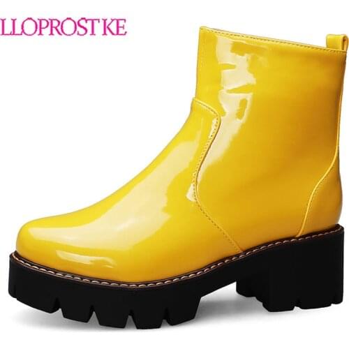 Lloprost ke Patent Leather Punk Boots for Women Candy Color Purple Yellow Chunky Thick Heel Gothic Biker Cosplay Shoes Winter