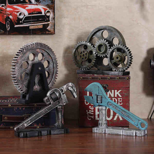 EUROPEAN CREATIVE RETRO INDUSTRIAL WIND GEAR DECORATION LIVING ROOM BAR CAFE RESTAURANT WINE COOLER TV CABINET ORNAMENTS