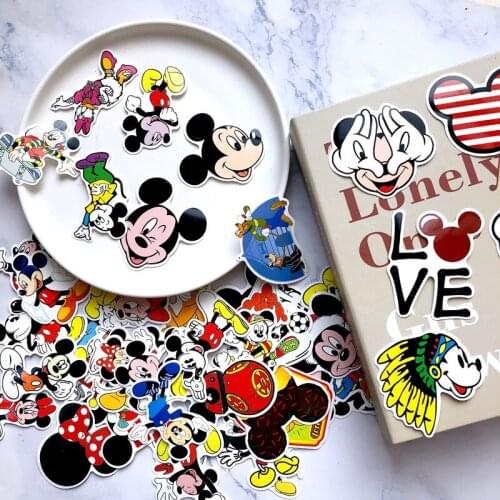 Hot 50 pcs Disney cartoon animation Mickey Mouse Donald Duck Stickers Toys For Kids Luggage Guitar Personality Graffiti Stickers