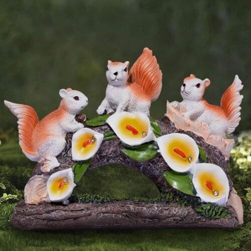 Resin 3 Squirrels Figurine Miniatures Solar LED Light Home Decoration Kawaii Accessories Waterproof Garden Decor Home Ornament
