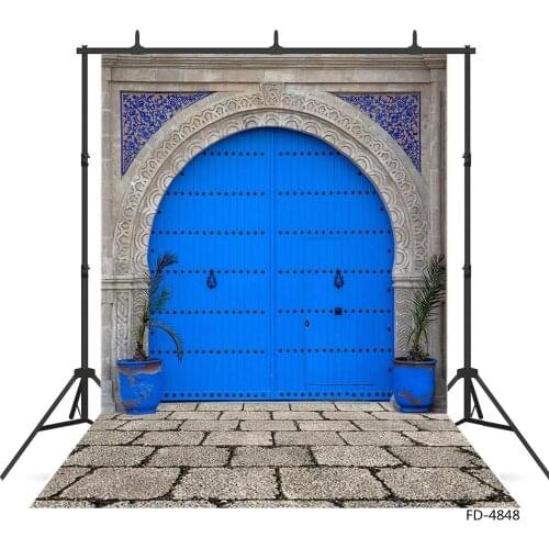 Blue Arch Door Brick Floor Photo Backdrop Computer Printed Background for Portrait Children Baby Pet Photocall Photography Props