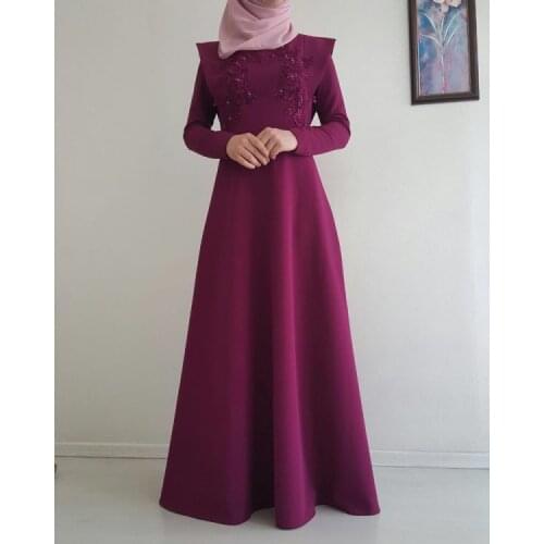 Burgundy Satin Appliques Long Sleeve Muslim Prom Dresses 2021 Hijab Formal Evening Party Gowns A Line Saudi Arabia Dubai Robe