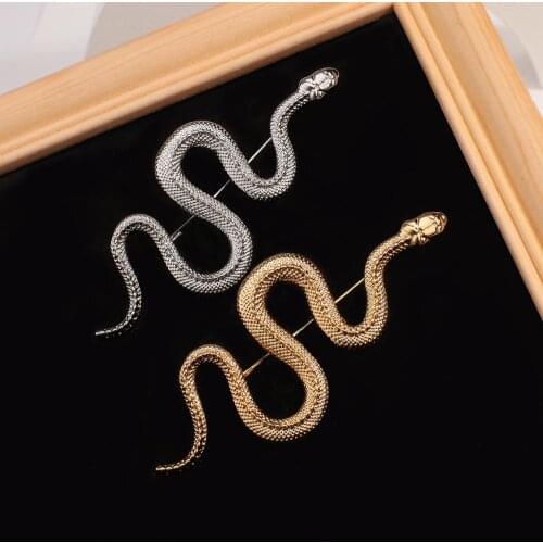 Unique Design Gold Color Snake Brooches Women Men Lady Luxury Metal Snake Animal Brooch Pins Party Casual Fashion Jewelry Gifts