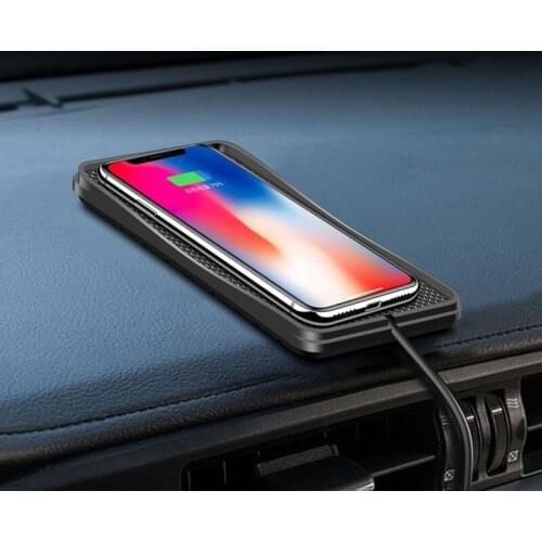 SEMVIS Car Non-slip Wireless Charger Launch Pad 10W7.5W5W Fast Charging Portable Outdoor Car Wireless Charger