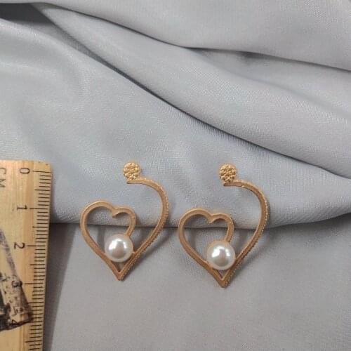 2020 Earing Brincos Jewelry Earring Personality Joker Style Restoring Ancient Ways Turn Unilateral Suitable Earrings Female D58