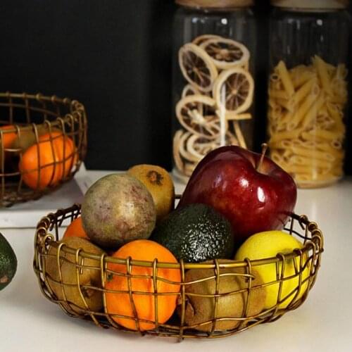 Japanese-style Retro Hand-woven Storage Fruit Basket Desktop Sueds Storage Basket Baking Bread Basket Dessert Straw Basket