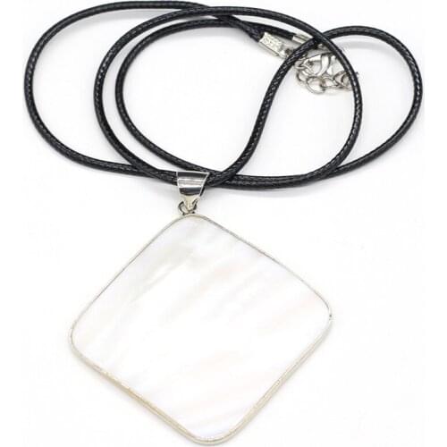 Natural White Shell Pendant Necklace Mother of Pearl Rhombus Pendant Necklace for Jewelry Necklace Exquisite Gift Length 55+5cm