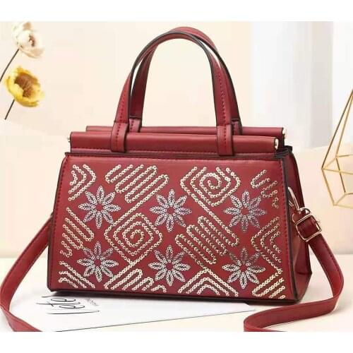 2021 Summer Womens Bags New Trendy Shoulder Bags Embroidered Hand-held Diagonal Large Capacity Bucket Womens Bags