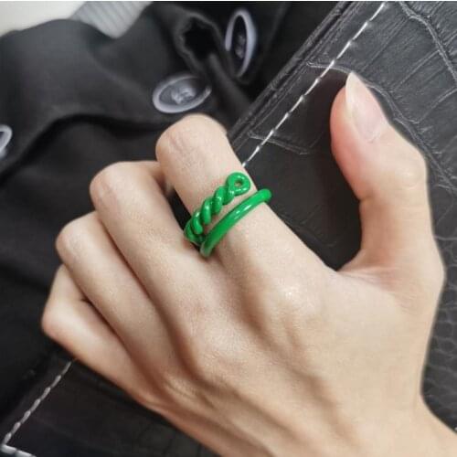 Timeless Wonder Glam Enamel Geo Twist Rings for Women Punk Cocktail Gothic Ins Runway Designer Jewelry Fancy Egirl Emo Rare 6321