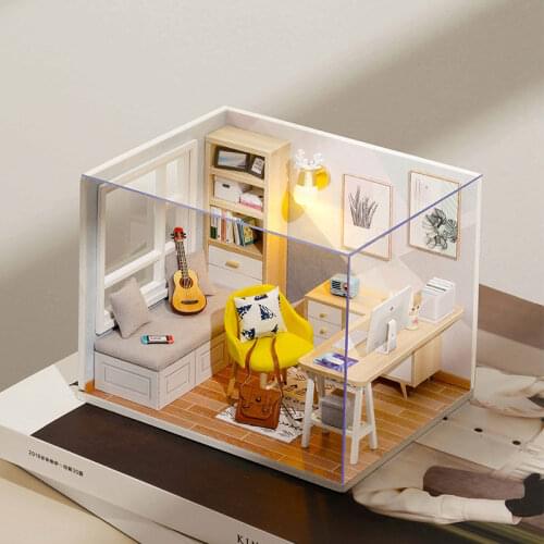 Diy Wooden Doll House Miniatures Kit Dollhouse Furniture Accessories Mini Doll House Casa Free Dust Cover Toys For Kids Gift
