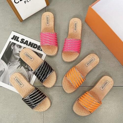 Women 2021 Summer New Sandals Rhinestone Rim Luxury Slippers Flat Outdoor Massage Beach Platform Flip Flop Female Soft Shoes