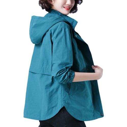 Trench Coats Womens 2020 New Spring Autumn Fashion Plus size 3XL 4XL 5XL Hooded Outerwear Loose Short Coat Windbreaker Female