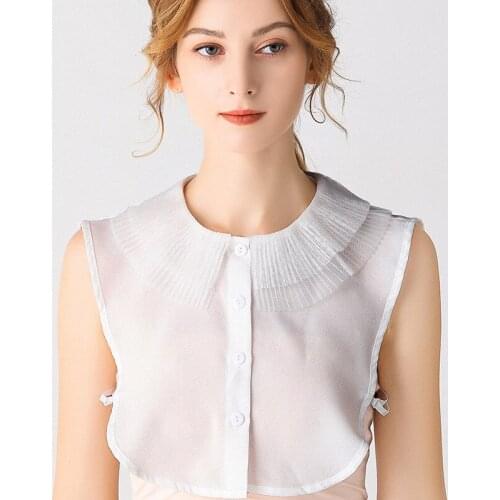 Shoulder lady Lapel Fake Collar Cute Doll Ruffles Women Hollow Floral Lace Fake Collar Detachable Buttons Large Pointed Lapel