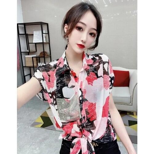 European Station 2021 New European Goods Knotted Shirt Womens Summer Short-Sleeved Floral Western Chiffon Top Trend