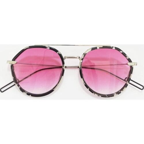 2021 Hot Sunglasses Women Plastic Frame Classic Sun glasses Ladies Retro Fashion Mirror Sunglasses UV400 oculos