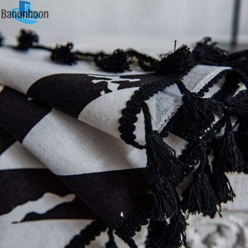 Banunhoon Curtains In The Living Room On The Window