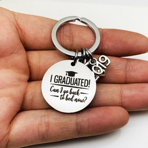 Oeinin Creative Keychain Man I Graduated Key Chain Bags Boy Letter Color Key Ring Zinc Alloy Pendant Accessories Brelok 2021