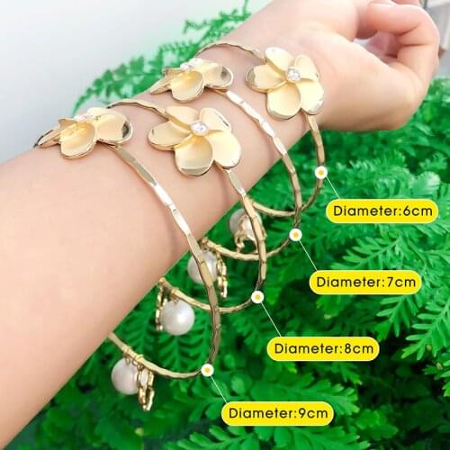 KOMI Diameter 6-10 CM Hawaii Polynesian Pohnpei Chuuk Tonga Glass White Pearl Plumeria Flower Tortoise Man Woman Bracelet Bangle