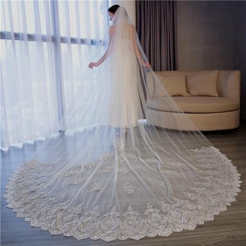 New Luxury 4 Meters Full Edge with Lace Bling Sequins One Layers Long Wedding Veil with Comb White Ivory Bridal Veil 2018 hot