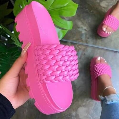 2021 Summer Slippers Fashion New Red Sandals Open Toe Woven Sandals Heel Thick Sandals Outdoor Beach Womens Sandals platform