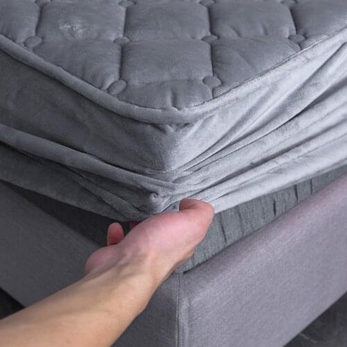 Bonenjoy 1 pc Mattress Cover 180*200cm Coral Fleece Warm Thicken Bed Fitted Sheet Queen Size Gray Color Filled Mattress Bed Pad