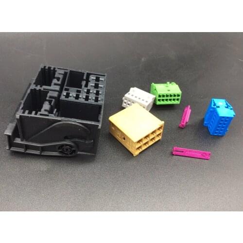 8X0 035 444 for Volkswagen Audi multimedia host navigation Bluetooth radio plug 3B7 035 447 connector housing