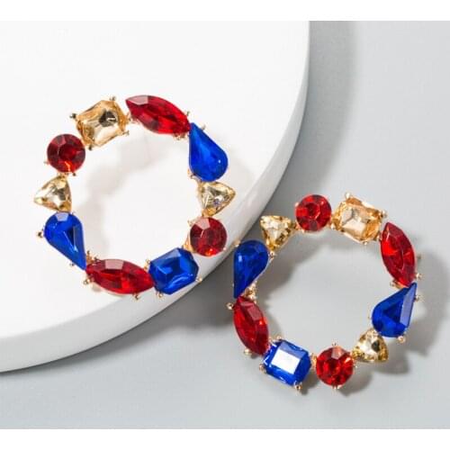 European And American Atmosphere Hollow Metal Inlaid Rhinestone Earrings Retro Geometric Round Earrings Women