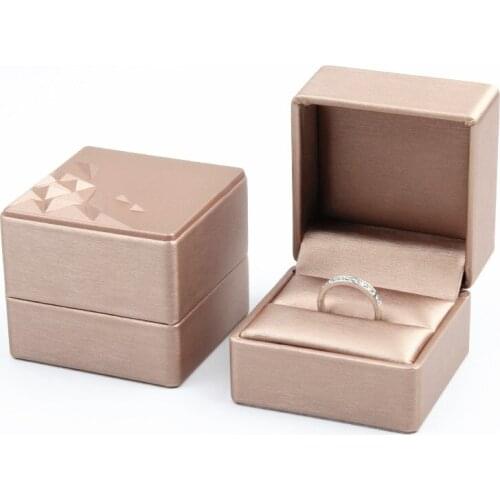 HOSENG Gold Color Romantic Wedding Ring Box PU Waterproof Leather Luxury Christmas Birthday Gift Jewelry Package Case HS_329