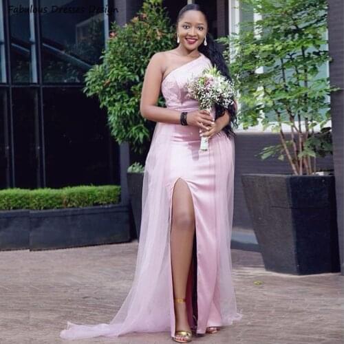 Gracefully One Shoulder Bridesmaid Dresses Applique Lace Satin Mermaid Slit Maid Of Honor Tulle Sweep Train Wedding Party Dress