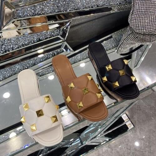 Rivet diamond-shaped leather flat beach slippers womens slippers flip-flops open-toed soft candy color vacation outdoor sandals