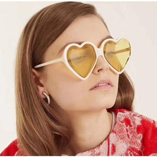 RunBird Love Heart Sunglasses Women Brand Designe 2018 Fashion Heart Shaped Sun glasses For Womens Red Green UV400 5306 R