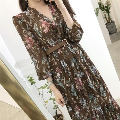 Bella philosophy Elegant V-neck Floral Printed Women Dress Flare Sleeve A-line Female Chiffon Dress Vintage Women Midi Vestidos