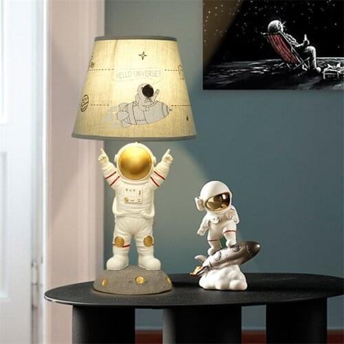 Nordic cartoon resin astronaut table lamps childrens bedroom bedside lamp dormitory eye protection study decor table lights