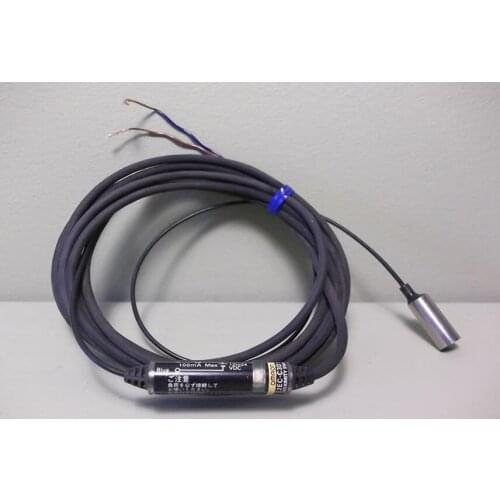 E2EC-C3D1 2M Proximity switch