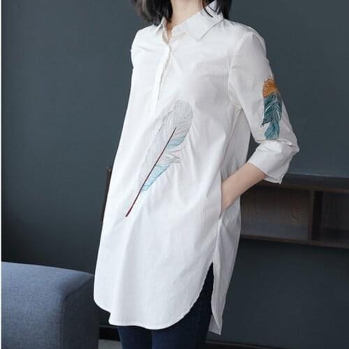 Feather Embroidery White Shirt Leisure Oversize Women Blouse Pure Cotton Shirts Harajuku Loose Mid-Long Blouses Spring Retro Top