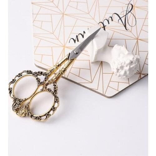 1pc European Vintage Floral Pattern Scissors Nail Art Foil Cutter Seamstress Blossom Scissor Antique Sewing Fabric Tool