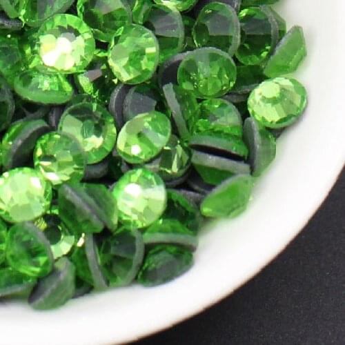 Peridot Strass Hotfix Crystal DMC Flatback Rhinestones For Needlework Iron on Rhinestone Glass For Wedding Dress SS6-SS30