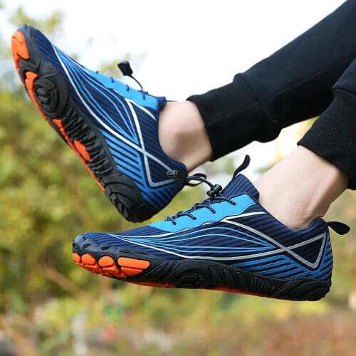 AIRAVATA Hiking Shoes