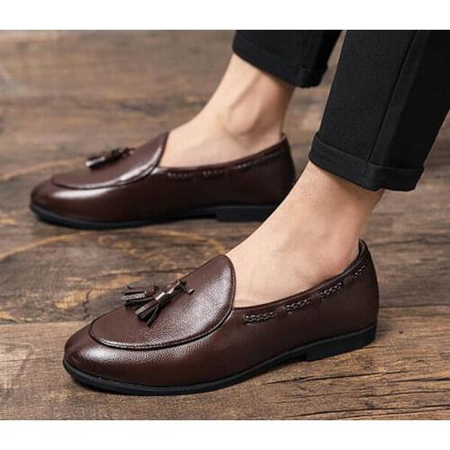 New 2021 Men British Fashion Tassel Design Slip-On Oxford Shoes Male Dress Wedding Prom Homecoming Footwear Zapatos Hombre