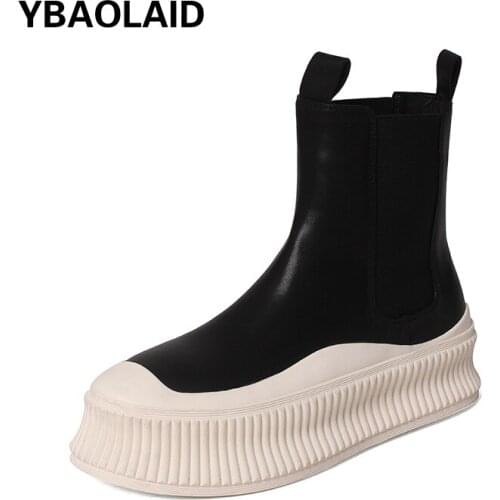 Thick-soled Casual Short Boots Womens Fall/winter 2021 New Round-toe Sponge Cake with Chelsea Boots White Smoke Tube Boots