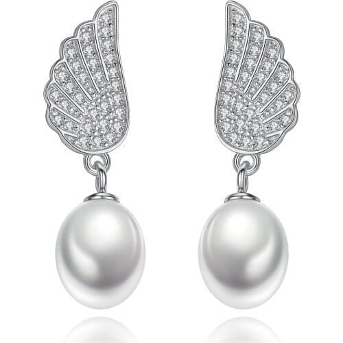 MetJakt S925 Sterling Silver Freshwater Pearl Fashion Angel Wing Lady Earrings