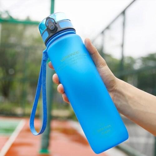 Portable Sports Fitness Water Bottle Large-Capacity Plastic Cup Anti-fall Outdoor Water Pots Kettles Space Cup Bottles 1000ML