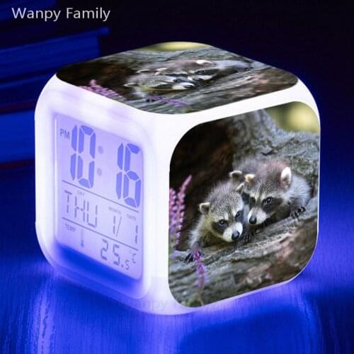 Hot sale very cute raccoon alarm clock 7 Color Flash Digital Alarm Clocks Kids Night Light Clock reloj despertador