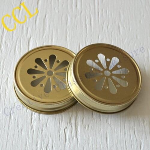 8 Gold Mason Jar Lids, Daisy Flower Cut , mason jars and straws are NOT included ,drinking Metal Jar Lids for Straws