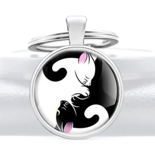 Charm Fashion Black Cat And White Cat Pendant Key Rings Classic Ying Yang Men Women Key Chains